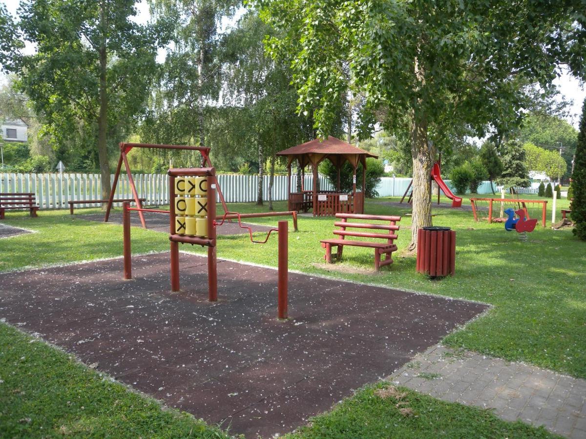 Apartment Balatonbereny 8 외부 사진